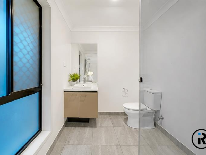 6 Barakula Street, South Ripley, QLD 4306