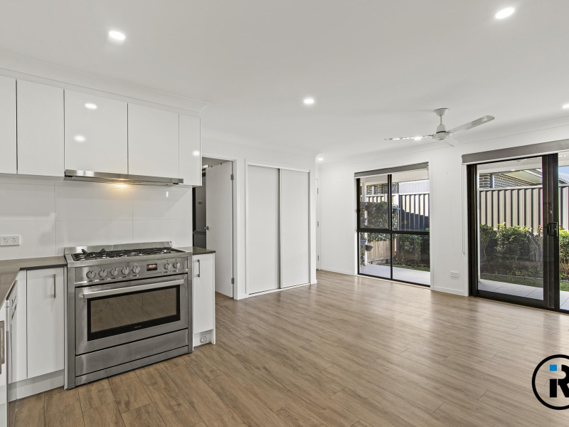12B Hamersley Street, Pimpama, QLD 4209 Australia