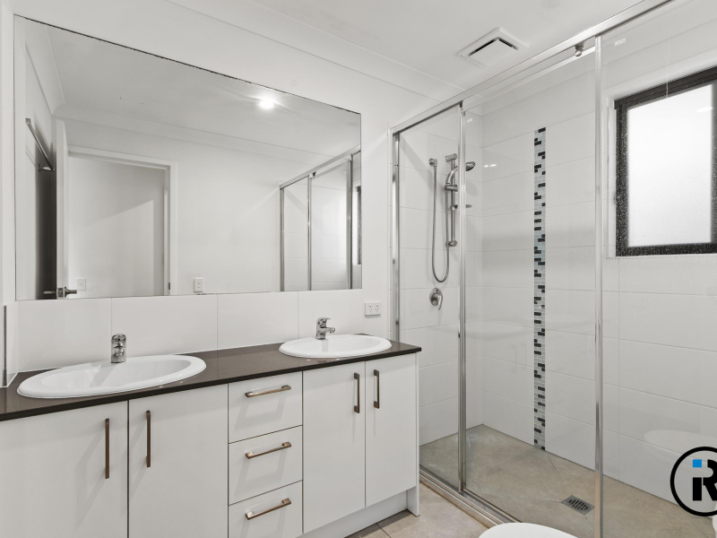 12B Hamersley Street, Pimpama, QLD 4209 Australia