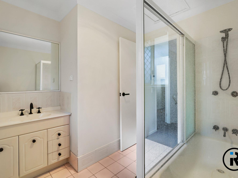 19/15 Erindale Cl, Wishart, QLD 4122