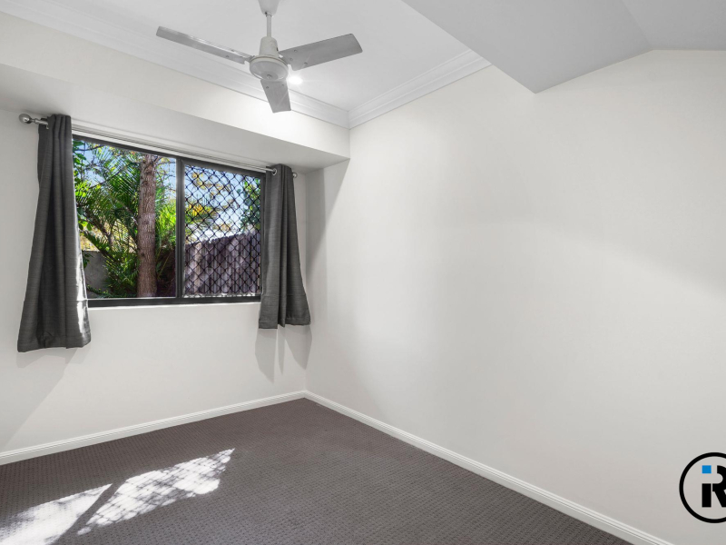 8/9 Talbot Street, Coorparoo, QLD 4151