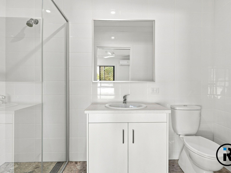 2/9 Isaac Court, Plainland, QLD 4341