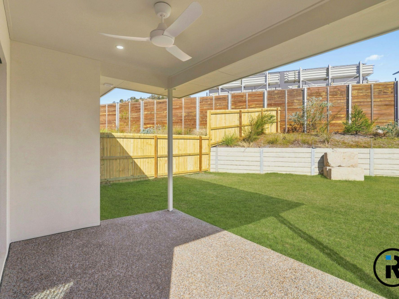 2/9 Isaac Court, Plainland, QLD 4341