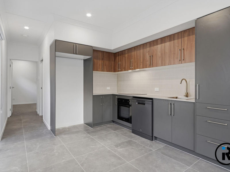 31B Ratnam Road, Redbank Plains, QLD 4301 Australia