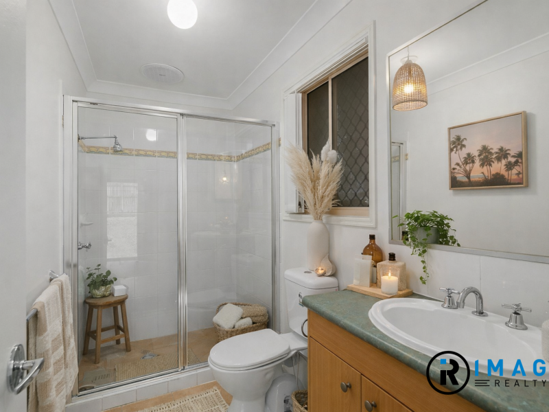 15 Burrawang St, REDBANK PLAINS, QLD 4301 AUS