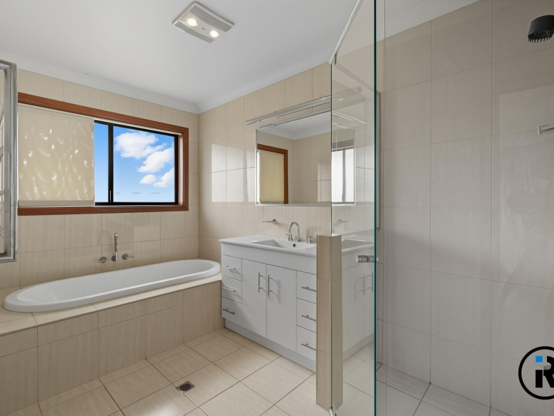 4 Ashwood Court, Sunnybank Hills, QLD 4109 Australia