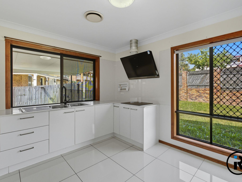 4 Ashwood Court, Sunnybank Hills, QLD 4109 Australia
