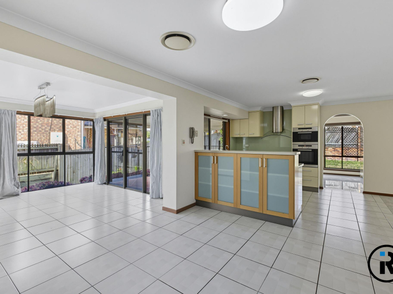 4 Ashwood Court, Sunnybank Hills, QLD 4109 Australia