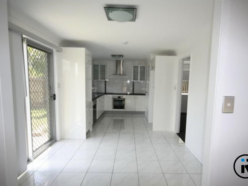 2 Miena Close, Riverhills, QLD 4074 Australia