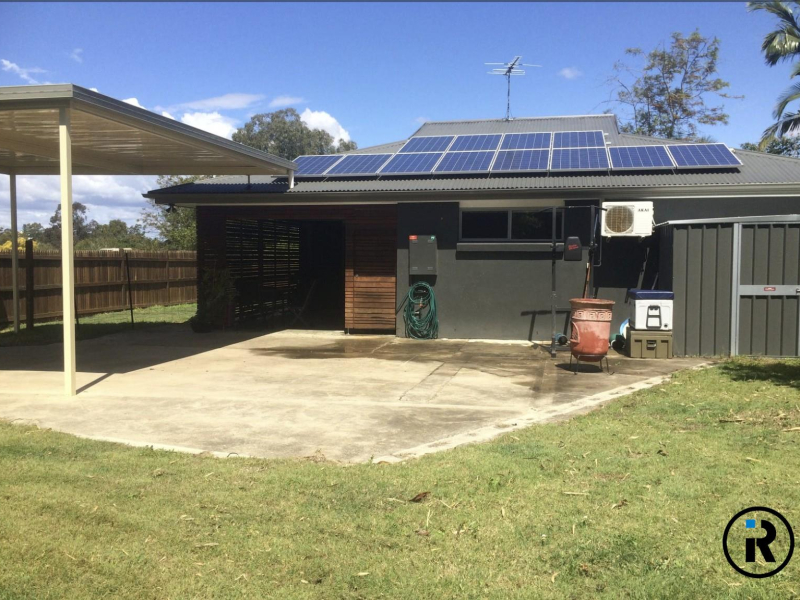 2 Miena Close, Riverhills, QLD 4074 Australia