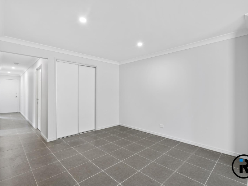 1/13b First Ave, Marsden, QLD 4132