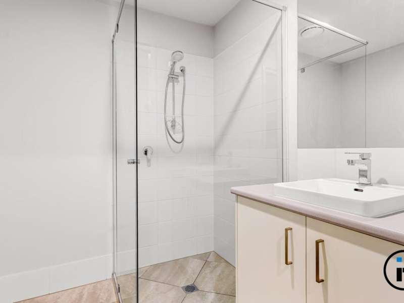 5 Adrian Circuit, Nirimba, QLD 4551 Australia