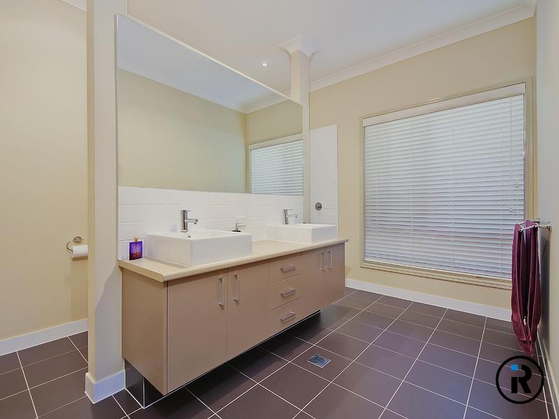 37 Homestead Circuit, Maudsland, QLD 4210