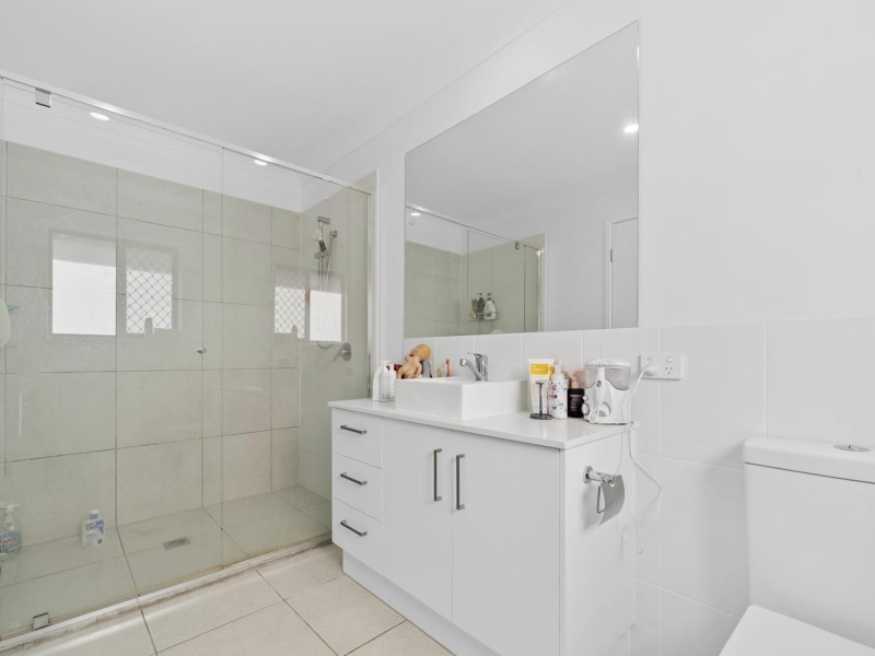 8 Templeton Street, Logan Reserve, QLD 4133 Australia