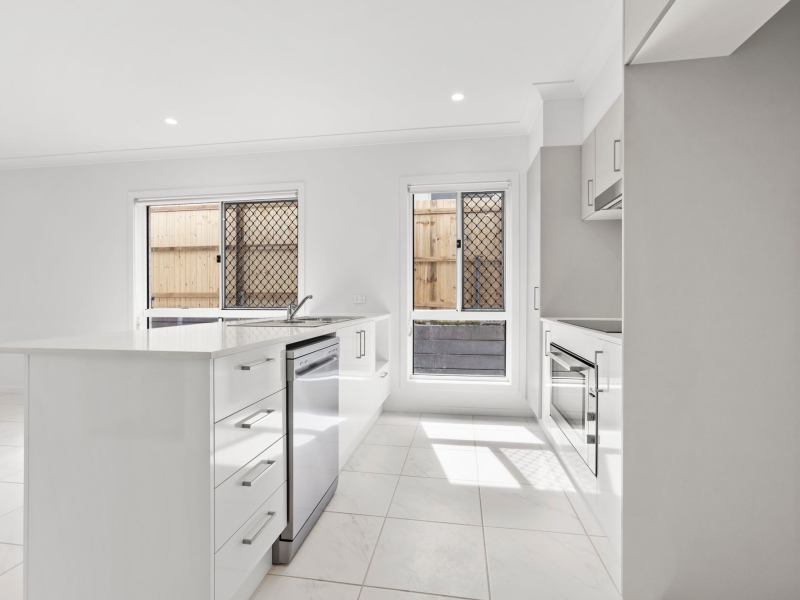 175 Greenview Avenue, White Rock, QLD 4306 Australia