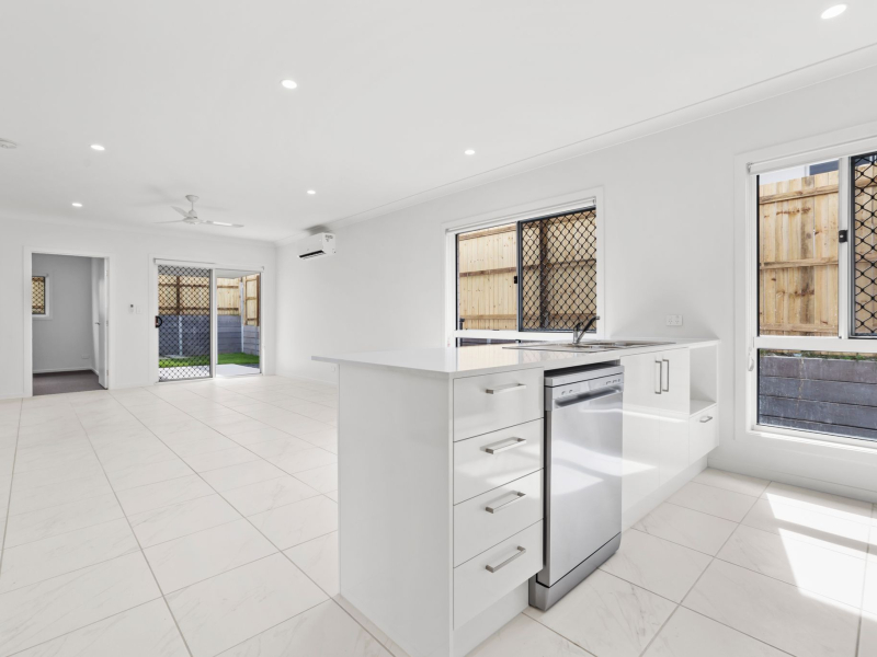 175 Greenview Avenue, White Rock, QLD 4306 Australia