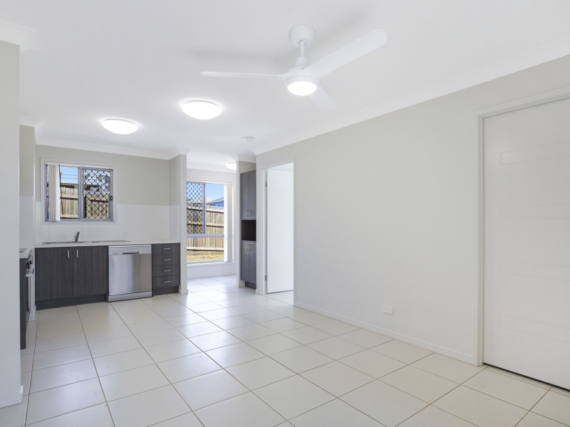 1/30 Cinnabar Road, Kallangur, QLD 4503 Australia