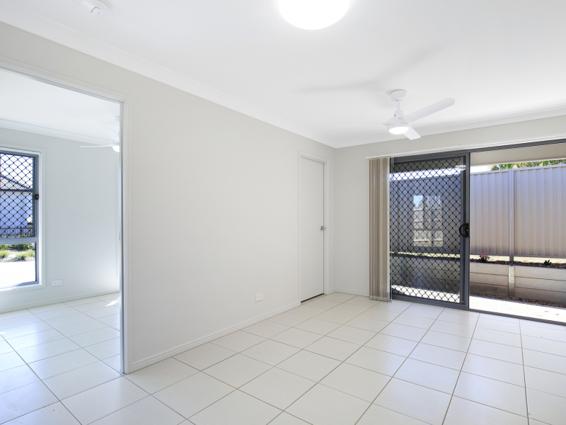 1/30 Cinnabar Road, Kallangur, QLD 4503 Australia