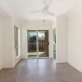 2/15 Sunrise Court, LOGANLEA, QLD 4131 AUS
