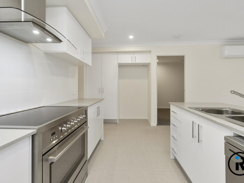 13 Muse Parkway, Flagstone, QLD 4280 Australia