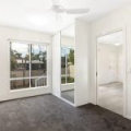 33A Carinya Street, CRESTMEAD, QLD 4132 AUS
