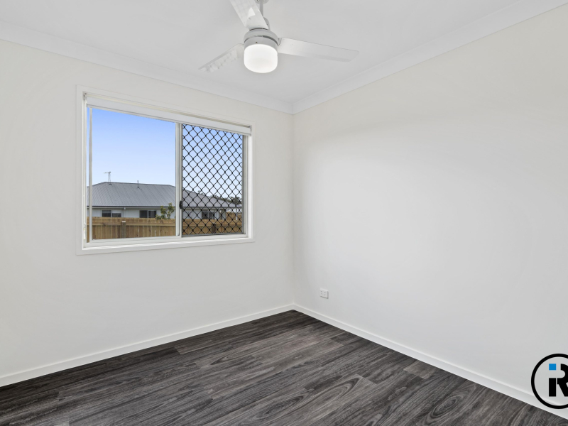 1/5 Hogg St, Logan Reserve, QLD 4133