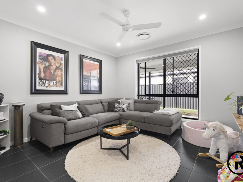 15 Normanby Way, Jimboomba, QLD 4280