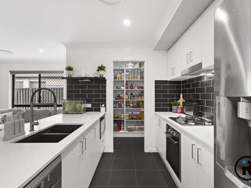 15 Normanby Way, Jimboomba, QLD 4280
