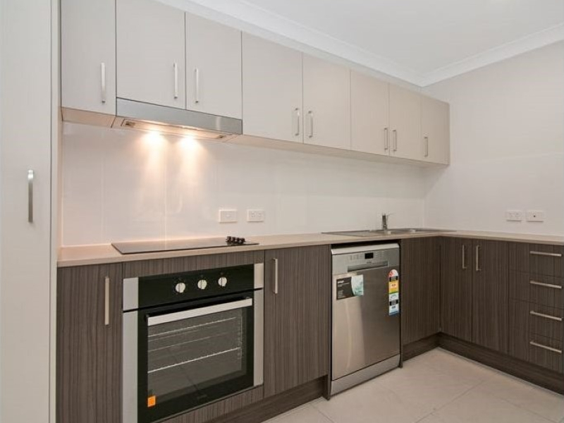 2/80 Tempest Circuit, Redbank Plains, QLD 4301 Australia