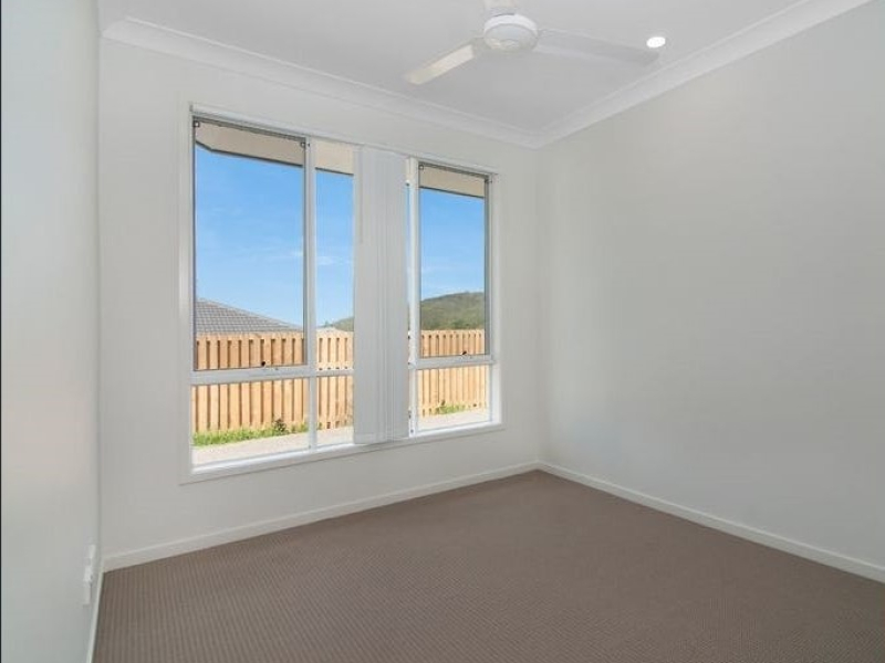 2/80 Tempest Circuit, Redbank Plains, QLD 4301 Australia