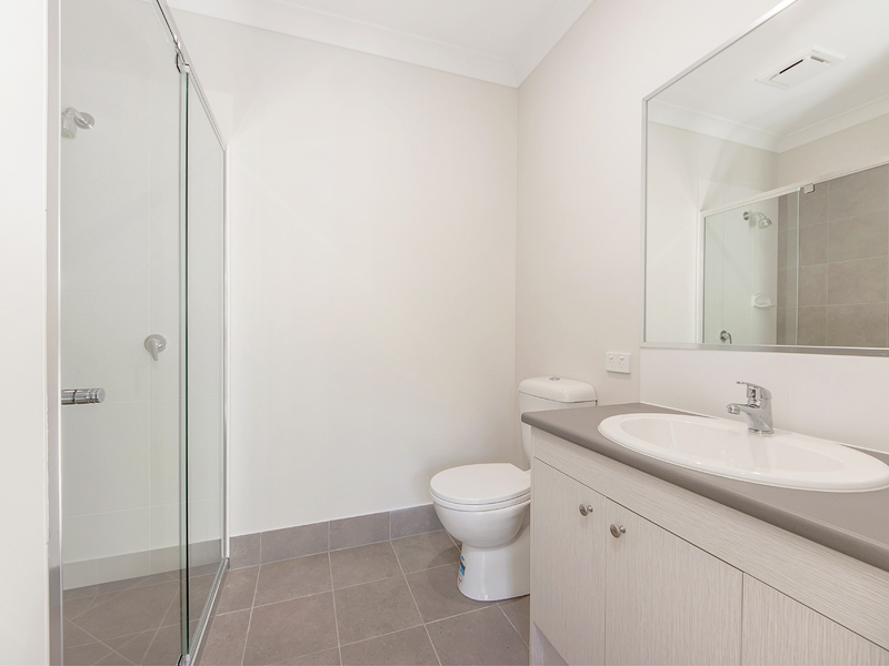 2/9 Barkala Avenue, LOGANLEA, QLD 4131 AUS
