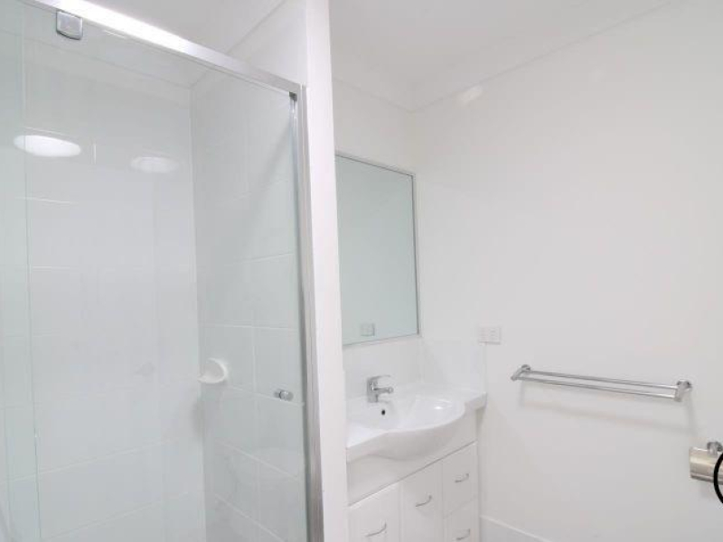 2/11 Hoffman Way,, Bundamba, QLD 4305