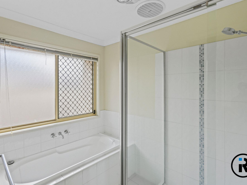52 Ashmore Close, Marsden, QLD 4132