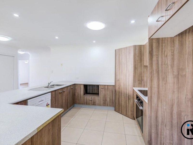 5 Allart Court, Marsden, QLD 4132
