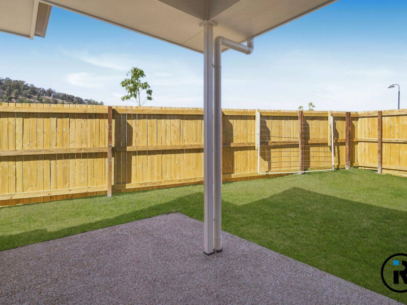 1/2 Isaac Court, Plainland, QLD 4341