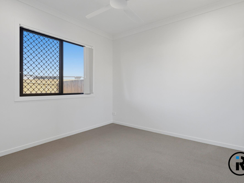 2/2 Isaac Court, Plainland, QLD 4341