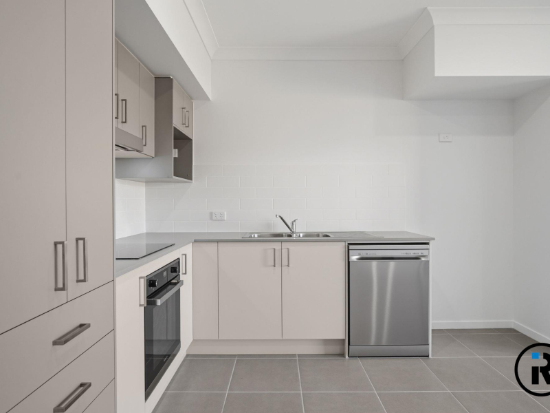 2/2 Isaac Court, Plainland, QLD 4341
