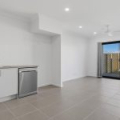 2/2 Isaac Court, Plainland, QLD 4341