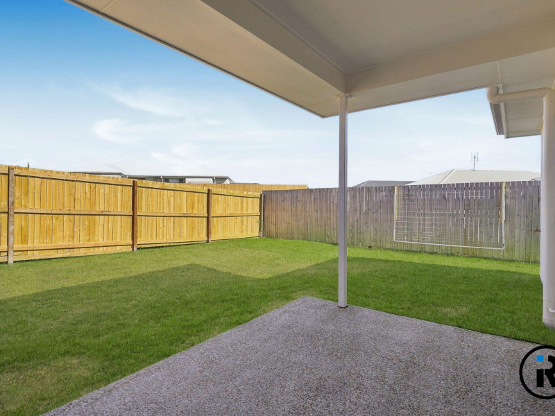 2/2 Isaac Court, Plainland, QLD 4341