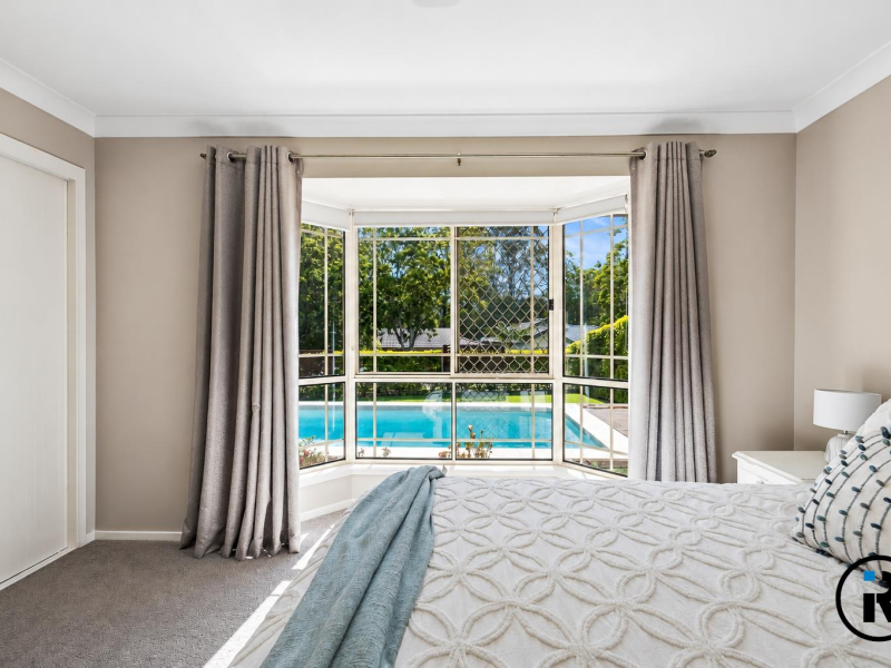 6 Majestic Court, Regents Park, QLD 4118