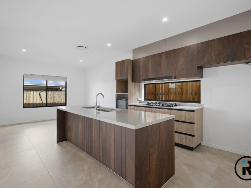18 Gawler Street, South Ripley, QLD 4306