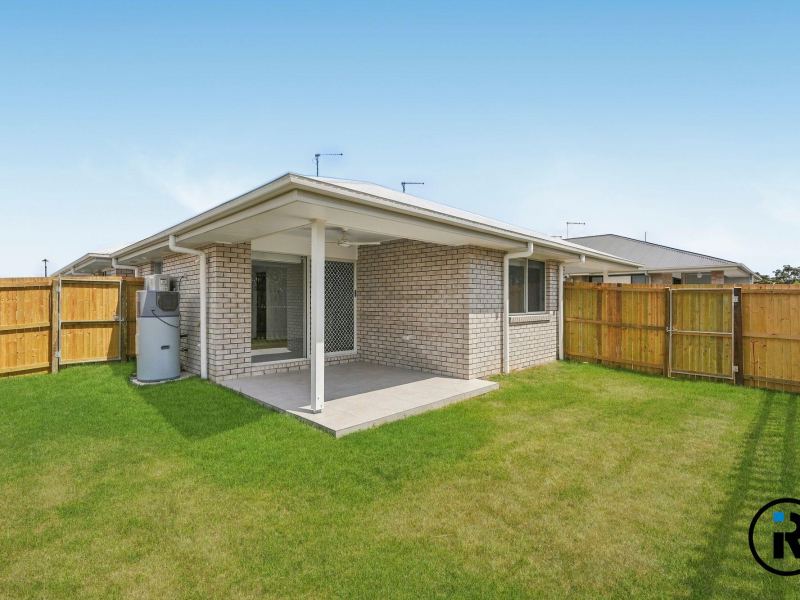 2/37 Mali Way, Logan Village, QLD 4207