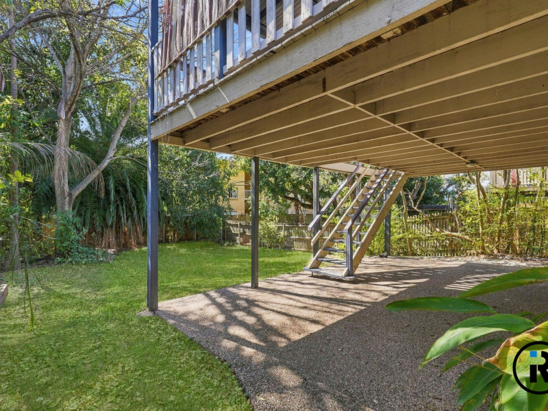 12 Leicester Street, Coorparoo, QLD 4151