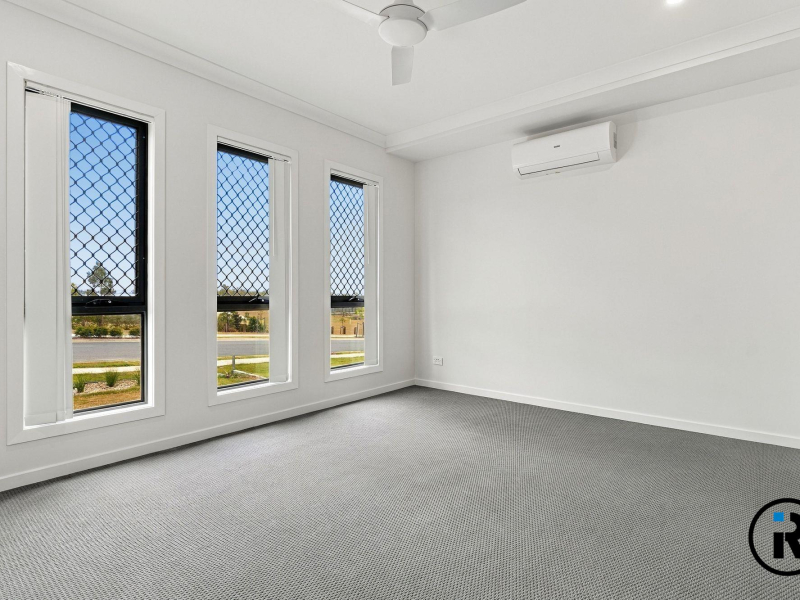 1/78 Barcoo Drive, Plainland, QLD 4341