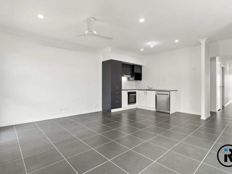 1/78 Barcoo Drive, Plainland, QLD 4341