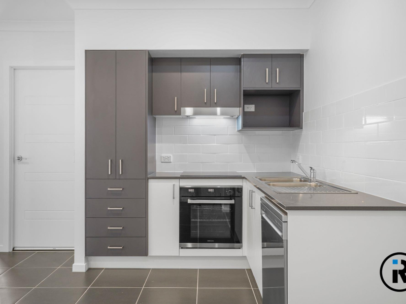 2/78 Barcoo Drive, Plainland, QLD 4341