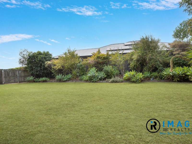 6 Crystalwood Court, FERNVALE, QLD 4306 AUS