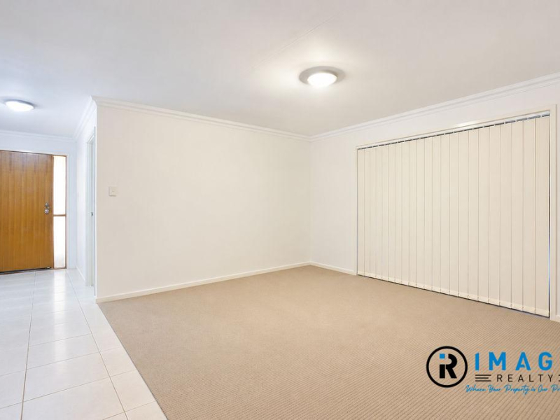 6 Crystalwood Court, FERNVALE, QLD 4306 AUS