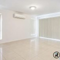 6 Crystalwood Court, FERNVALE, QLD 4306 AUS