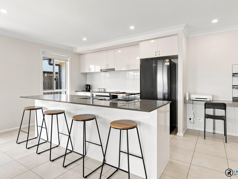 26 Girramay Street, YARRABILBA, QLD 4207 AUS